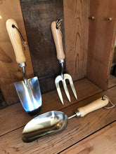 Load image into Gallery viewer, Garden Hand Tool Set - Hardwood and Stainless