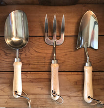Load image into Gallery viewer, Garden Hand Tool Set - Hardwood and Stainless