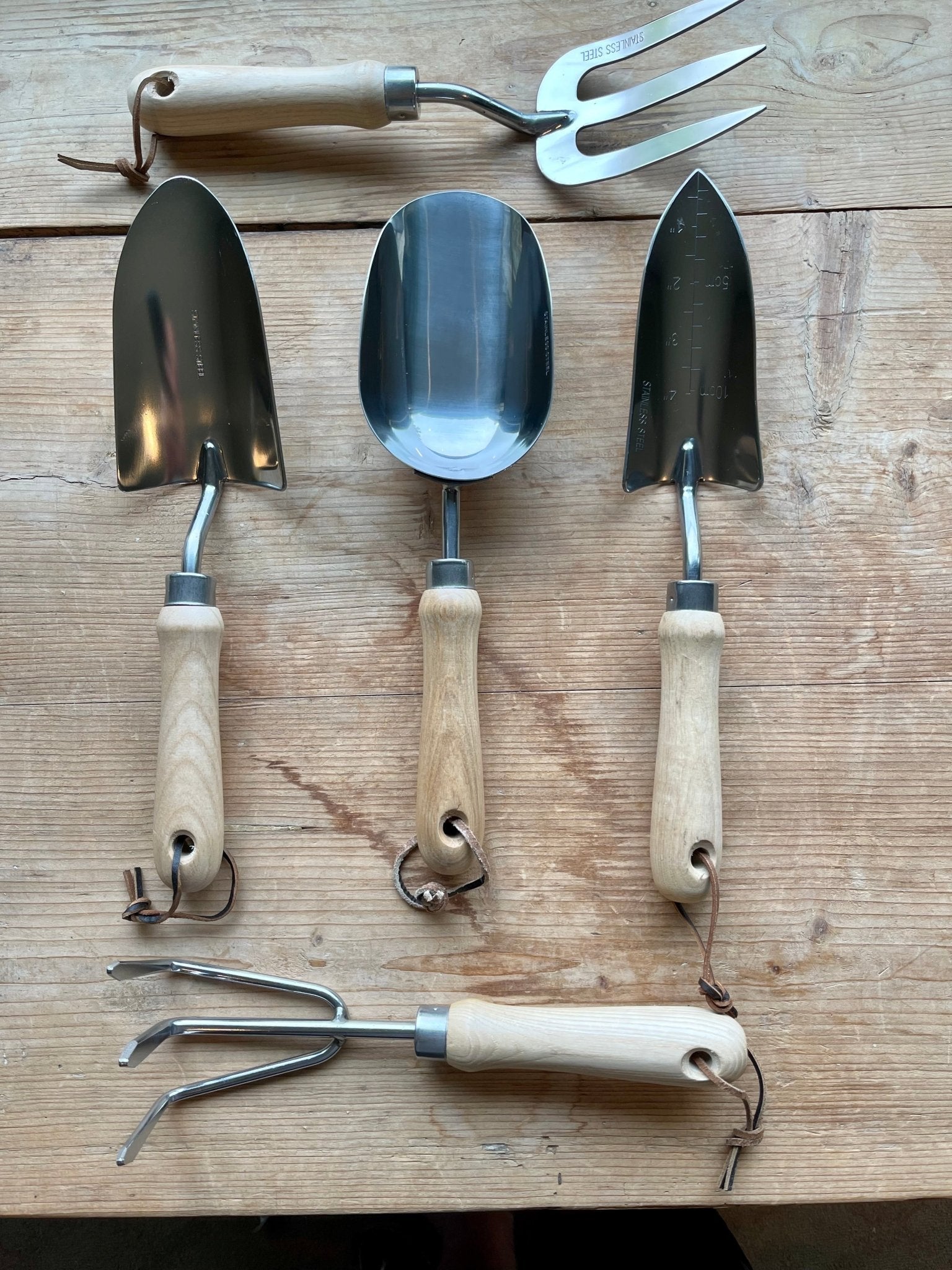 Garden Master Tool Set - 5 Tool Gardening Set – Mother Earth Living