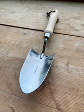 Load image into Gallery viewer, Potter's Tool Set - 3 Tools for Potting