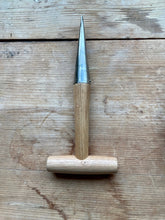 Load image into Gallery viewer, Seed & Bulb Planter's Tool Set - 3 Tools for Planting