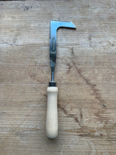 Load image into Gallery viewer, Unique Garden Tool Set & Gift