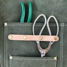 Load image into Gallery viewer, Gardening Apron — Waxed Canvas Apron with Pockets
