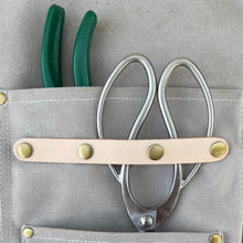 Load image into Gallery viewer, Gardening Apron — Waxed Canvas Apron with Pockets
