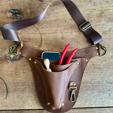 Load image into Gallery viewer, Ultimate Leather Garden Tool Belt &amp; Holder — Extra Rivet Reinforced, Master Gardener Designed
