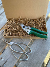 Load image into Gallery viewer, Garden Gift Box — Pruners and Snips
