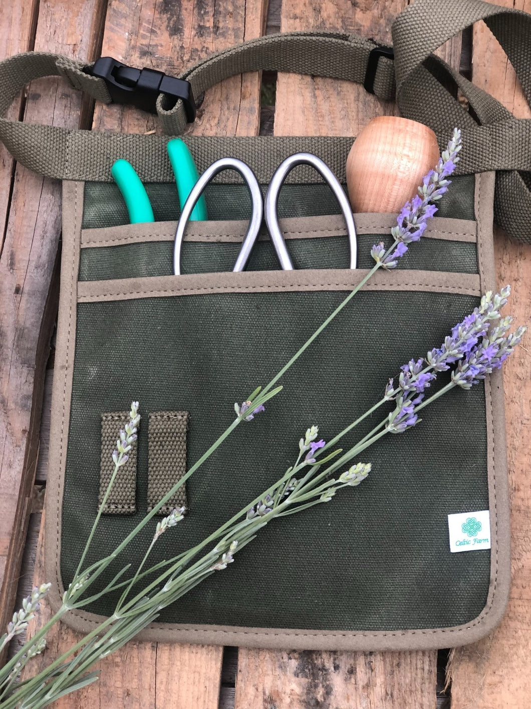 Garden Tool Belt — Waxed Canvas for Gardening