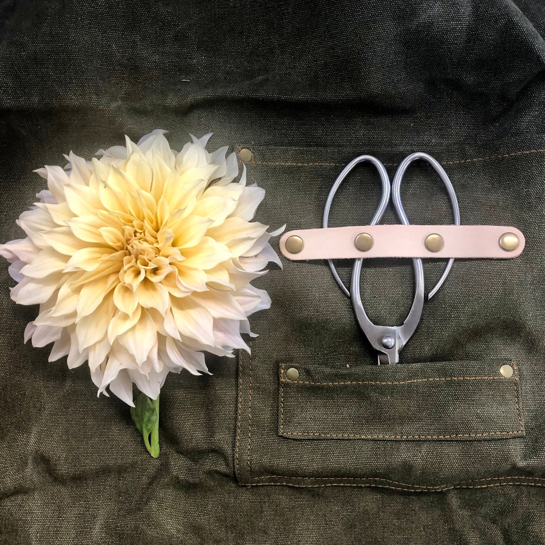 Gardening Apron — Waxed Canvas Apron with Pockets