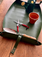 Load image into Gallery viewer, Potting Mat - Waterproof For Tidy Gardening
